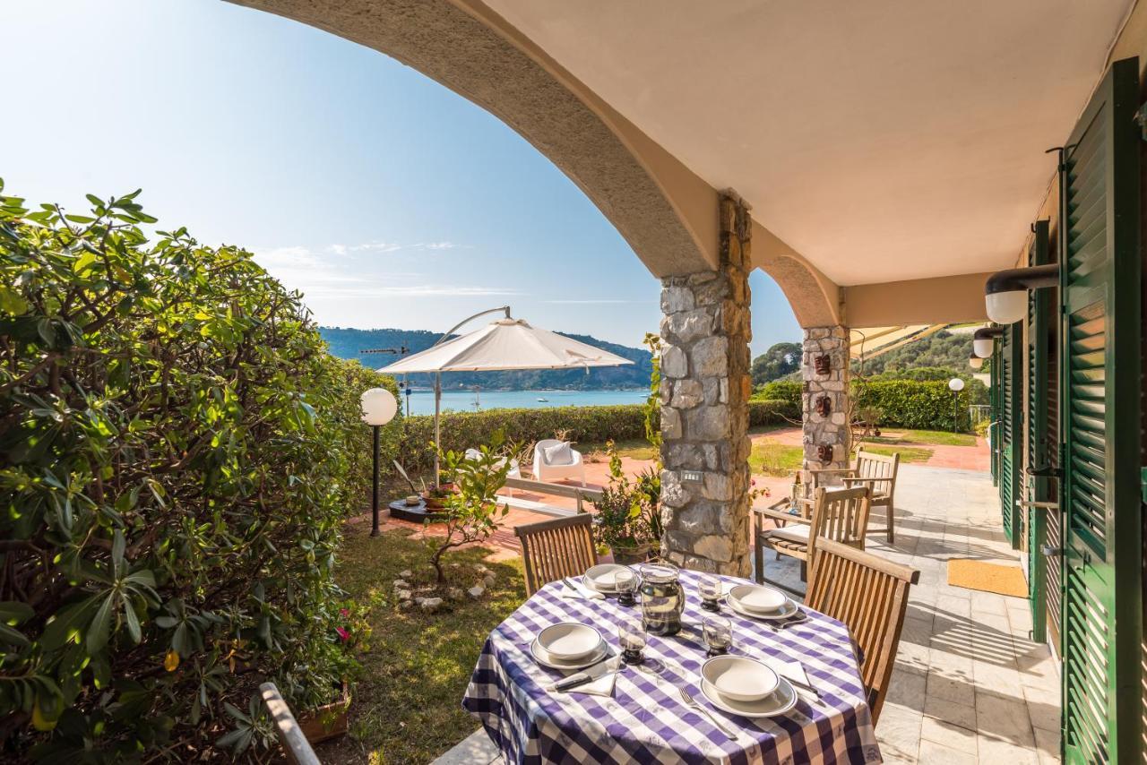 ポルトヴェーネレLa Terrazza Tra Cielo E Mareアパートメント エクステリア 写真